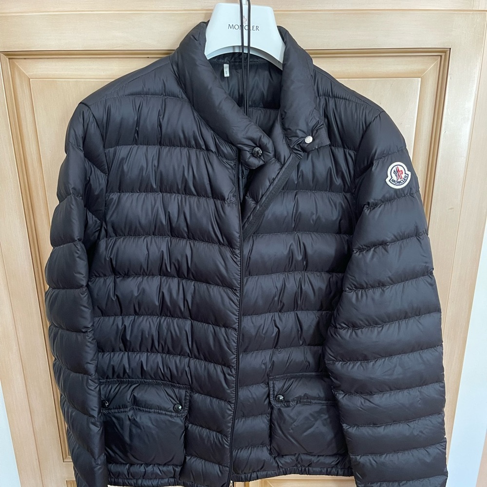 Moncler LANs Puffer Jacket